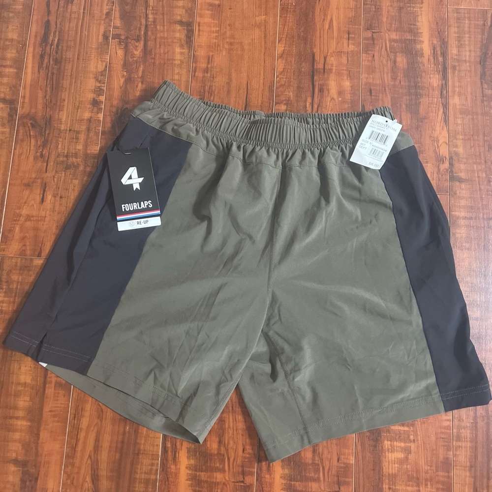 Four Laps Bolt Shorts - Picture 4 of 6